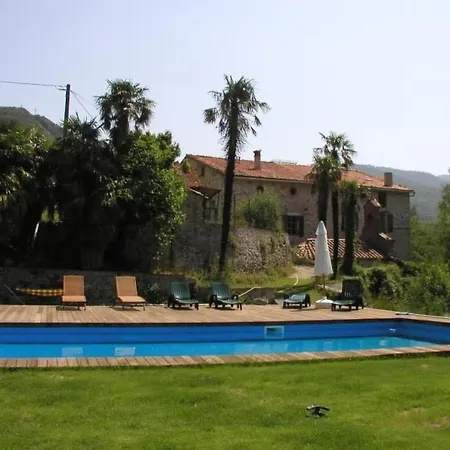 85 M² La Chapelle Fuer Fuenf Personen By Interhome דירה