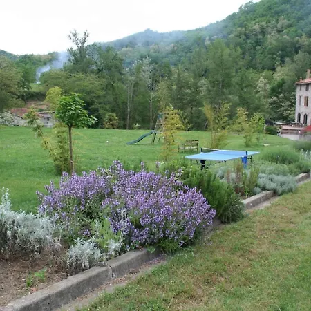 85 M² La Chapelle Fuer Fuenf Personen By Interhome Le Tech