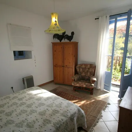 85 M² La Chapelle Fuer Fuenf Personen By Interhome * Le Tech