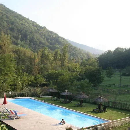 85 M² La Chapelle Fuer Fuenf Personen By Interhome