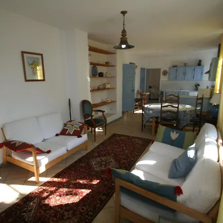 85 M² La Chapelle Fuer Fuenf Personen By Interhome * Le Tech
